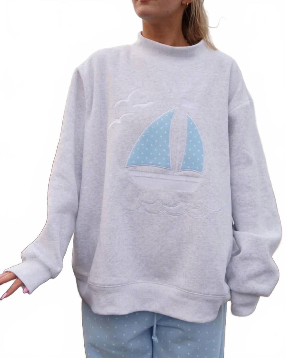 NEW SUNKISSED COCONUT sail away mockneck sweatshirt in light grey